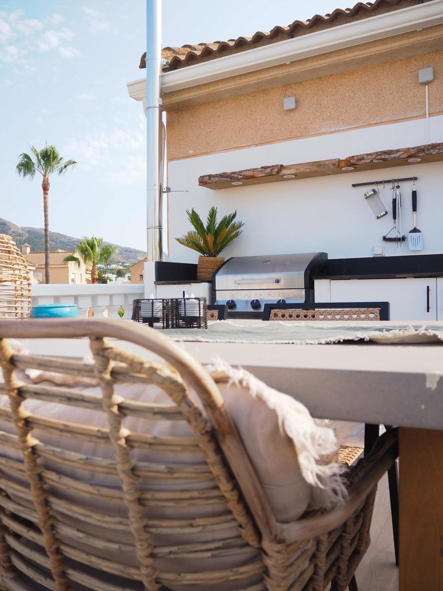 Casa Naru Albir, Duplex Appartement Met Ruim Terras En Buitenkeuken El Albir ภายนอก รูปภาพ
